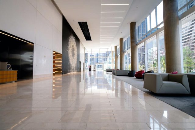 Son yıllarda şehir merkezlerinde ofis ve plaza yatırımları dikkat çekiyor.