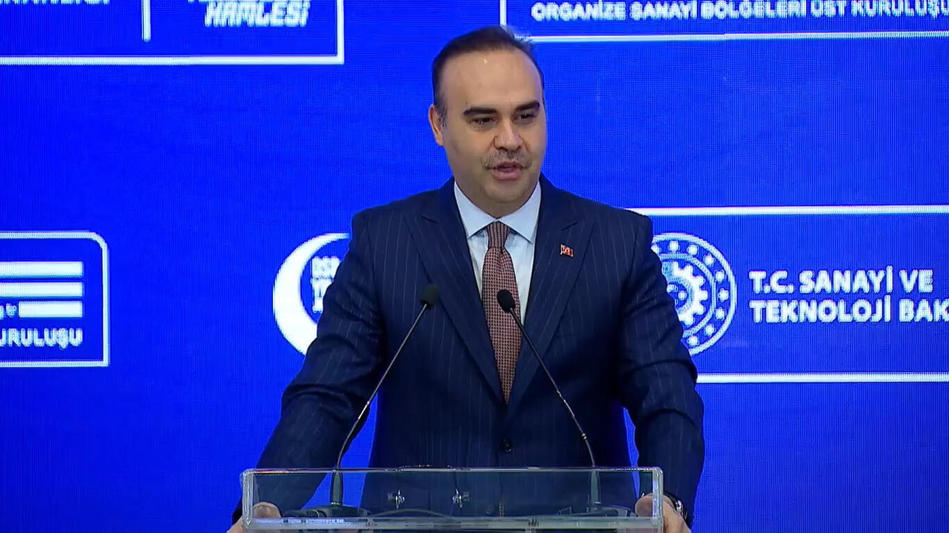 Bakan Kacır, Sanayi ve Teknoloji Bakanlığı bünyesinde yaptığı konuşmada, Alman