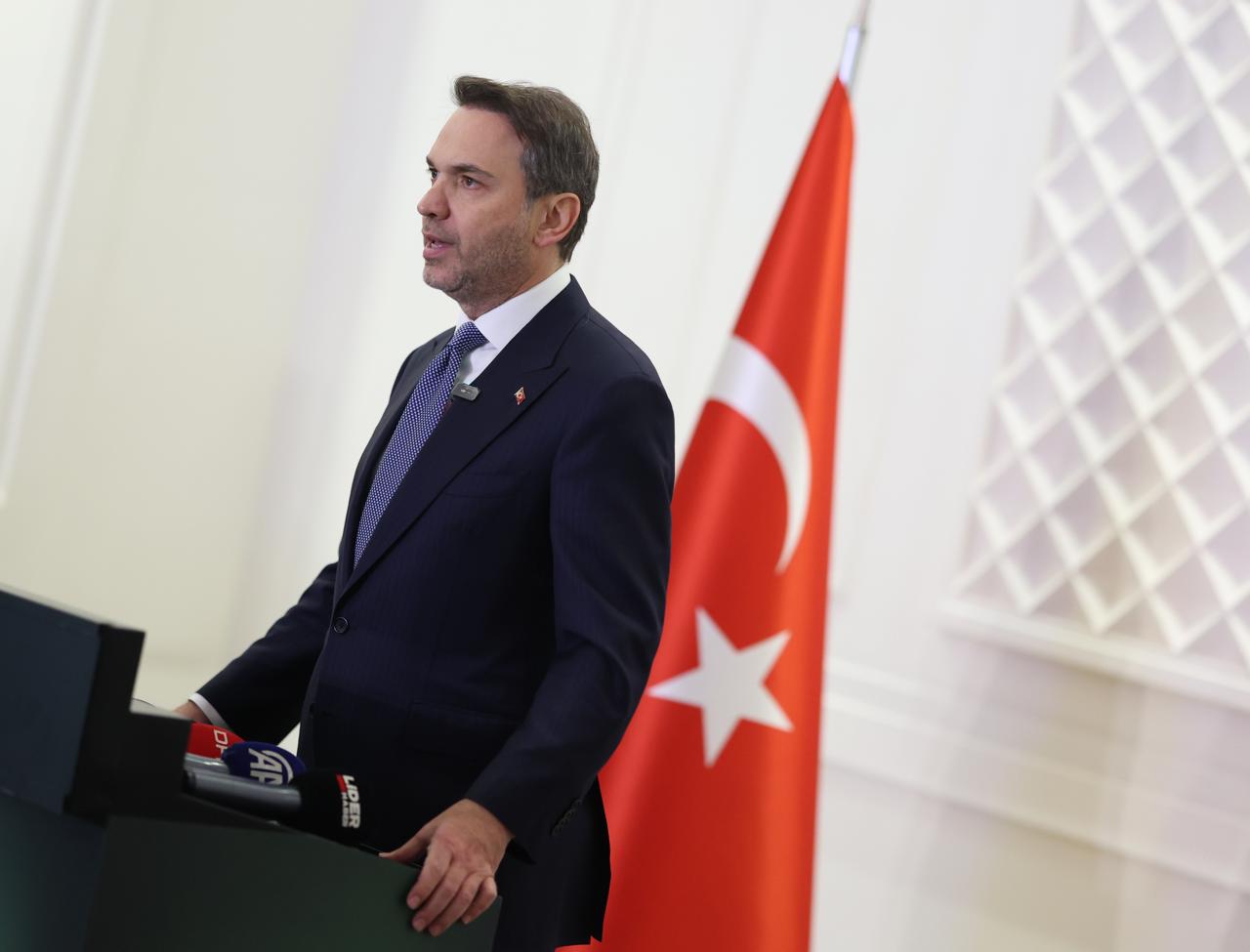 Enerji ve Tabii Kaynaklar Bakanı Alparslan Bayraktar, Türkiye’nin yenilenebilir enerji