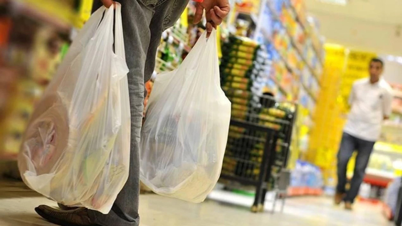 Plastik atıkla mücadelede yeni adım. Plastik poşetlerin fiyatı 1 Ocak