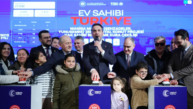 Bakan Bayraktar, 2028’de 17 milyon hanenin doğal gaz ihtiyacının yerli