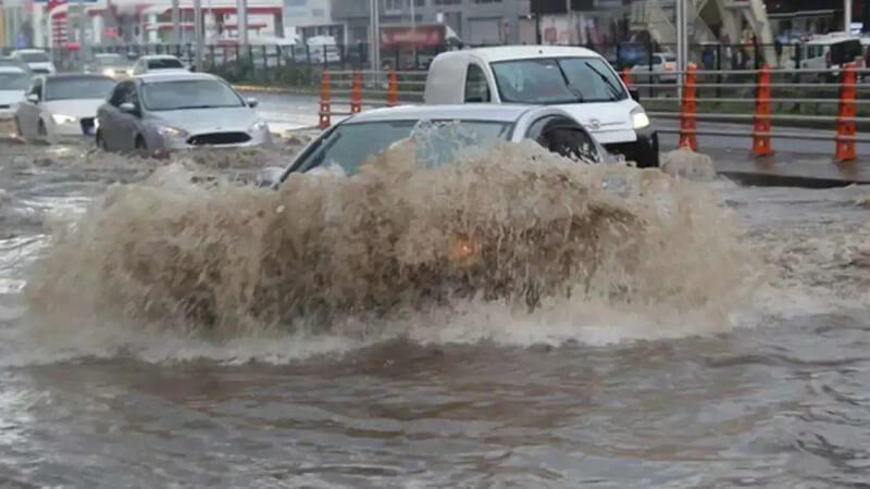 Yalancı bahar geldi. Sıcaklıklar 6 derece artıyor. Antalya için sel