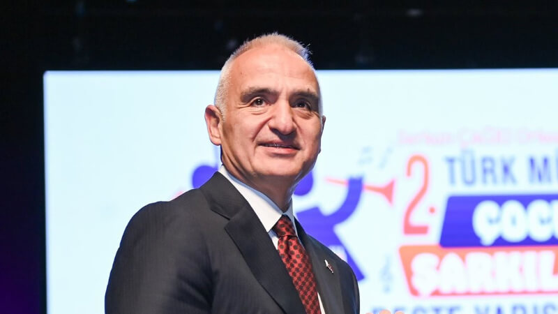 Bakan Ersoy, 2025’te Türkiye’nin 63,9 milyon ziyaretçi ağırladığını ve turizm