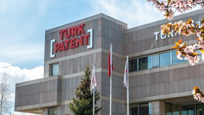 TÜRKPATENT 2026 ücret tarifesi Resmi Gazete’de yayımlandı. Marka tescili, patent,