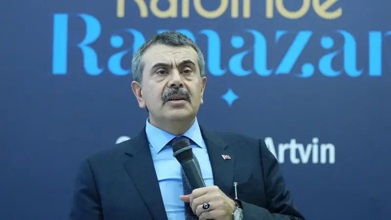 Bakan Tekin eğitim sistemine dair kritik mesajlar verdi. Öğretmen atamaları,