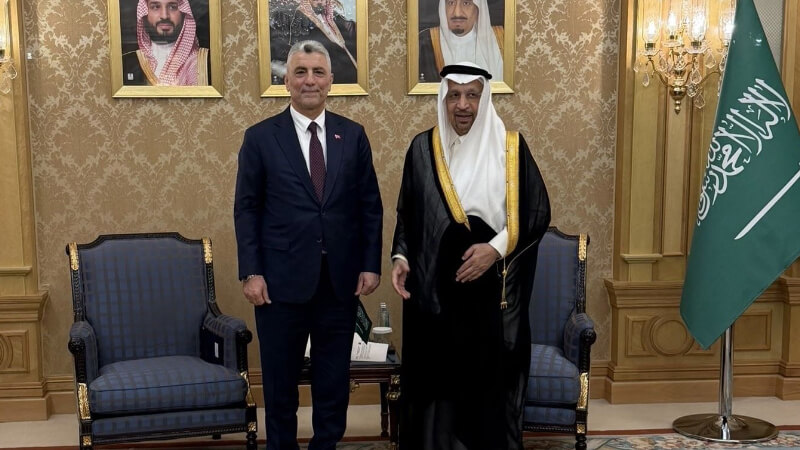 Ticaret Bakanı Ömer Bolat, Cumhurbaşkanı Erdoğan’ın Suudi Arabistan ziyaretinde çok