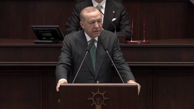 Deprem konutlarında yeni ödeme modeli açıklandı! Cumhurbaşkanı Erdoğan, konut bedelinin