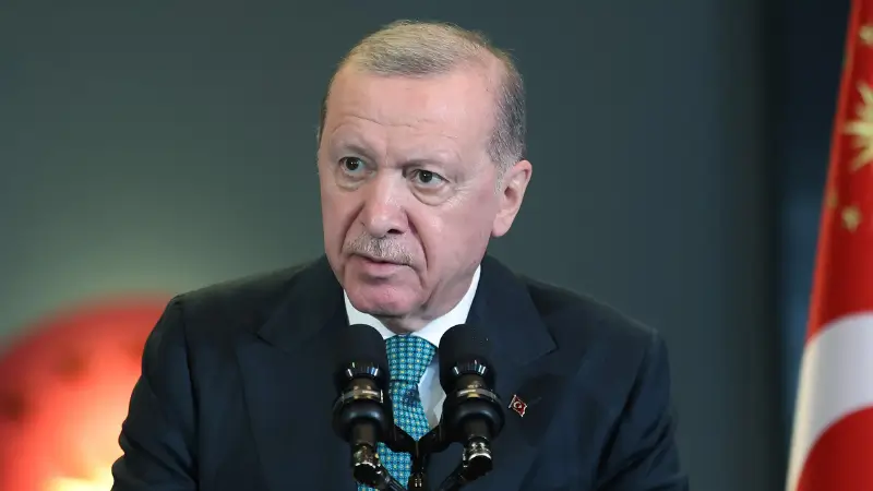Cumhurbaşkanı Erdoğan, Valiler Buluşması’nda yaptığı konuşmada Millî Dayanışma Komisyonu raporunu