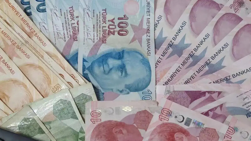 En düşük emekli maaşı 20 bin TL’ye yükseltildi. SGK, fark