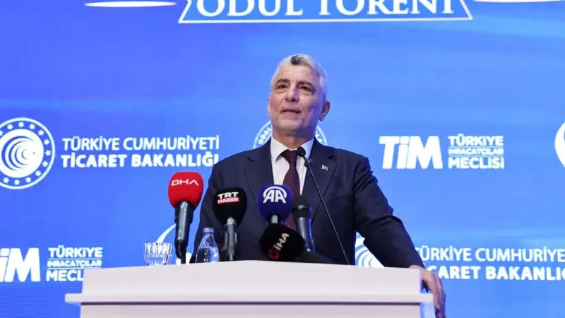 Ticaret Bakanı Ömer Bolat, küresel ticarette korumacılık dalgasının büyüdüğünü açıkladı.