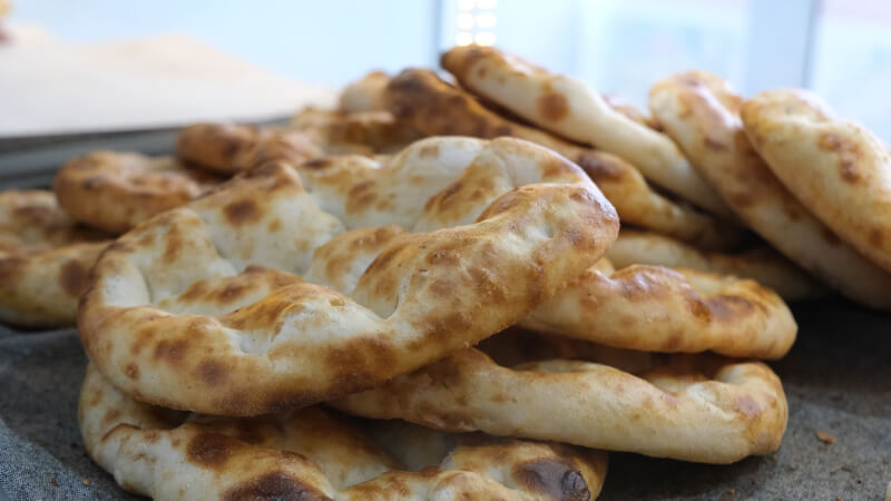 2026 Ramazan pidesi fiyatları belli oldu. Büyükşehirlerde 250 gram pide