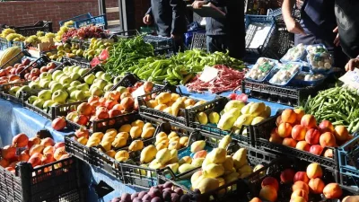 Ramazan öncesi market fiyatları cep yakıyor. TZOB verilerine göre 39