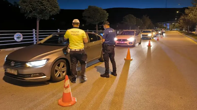Yeni yasa yürürlüğe girdi. Korsan taşımacılık yapanlara rekor ceza, ehliyete