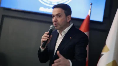 Türkiye’de yenilenebilir enerji yatırımları hız kazandı. Güneş ve rüzgâr enerjisinde