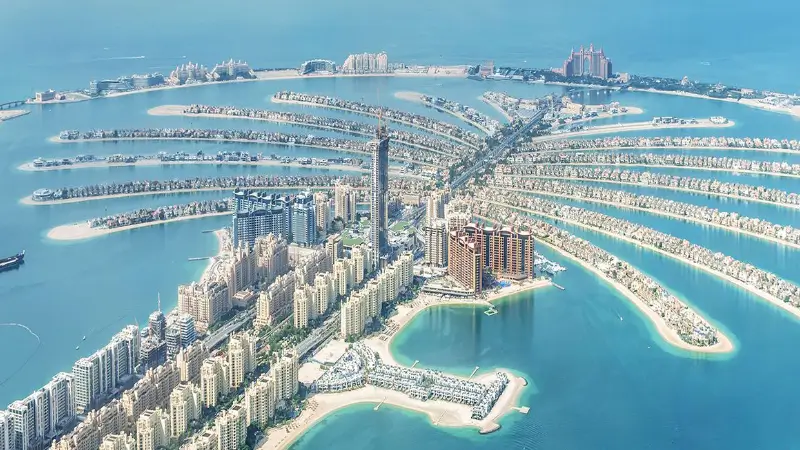 İran’ın Körfez ülkelerine yönelik saldırıları sonrası Dubai’de güvenlik önlemleri artırıldı,
