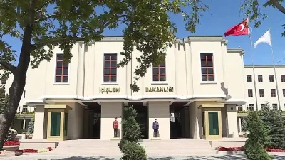 Kahramanmaraş’taki okul saldırısının ardından İçişleri Bakanlığı harekete geçti. Türkiye genelinde