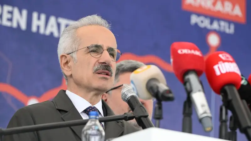 Türkiye ulaşımda çağ atladı! Bölünmüş yol ağı 30 bin km’yi