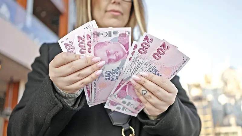 Yeni düzenleme ile sitelerde yüksek aidat dönemi değişiyor. Aidat artışları