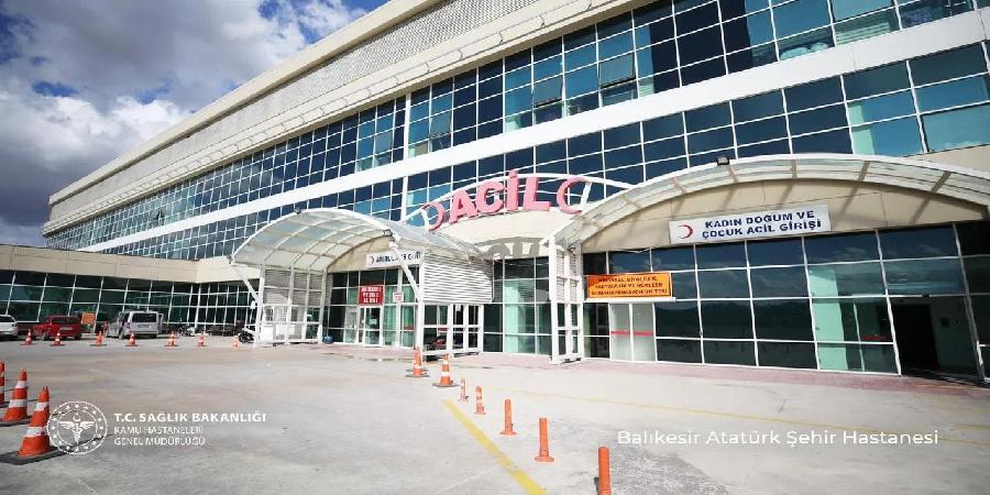 Sağlık Bakanı Memişoğlu, 11 yeni şehir hastanesinin yolda olduğunu açıkladı.