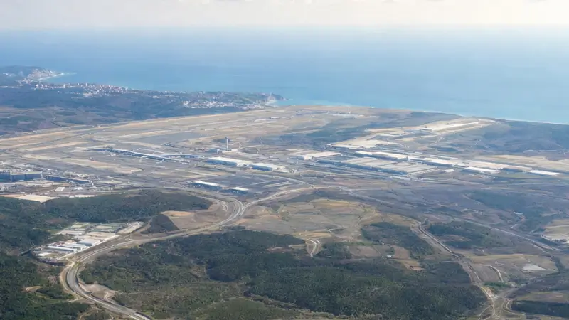 Arnavutköy Yeniköy Mahallesi’ndeki muhtelif parselleri kapsayan yol alanı ve çevresine