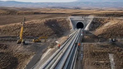 142 kilometrelik Yerköy–Kayseri hattında çalışmalar yarıyı geçti; projenin 2028’in ikinci