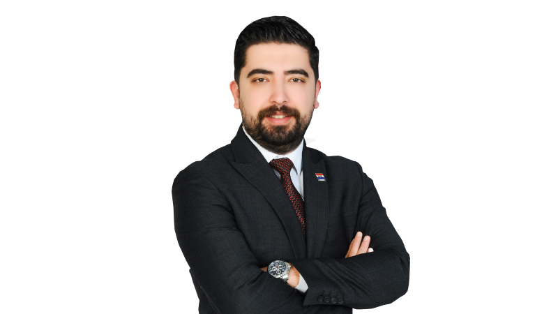 Mert Semih Ceran yazar fotoğrafı