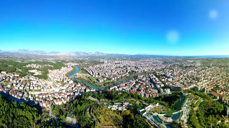 Manavgat ve Side’de turizm sezonunun kasım sonuna kadar uzaması, kısa