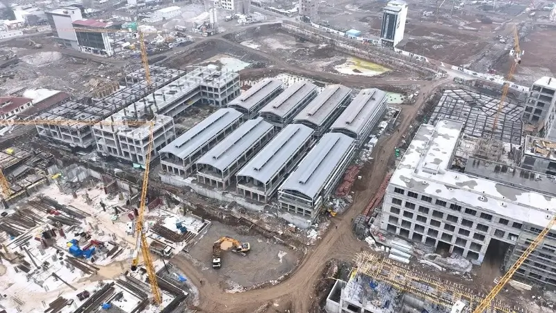Türkiye'de fabrika piyasasında finansman maliyetleri yatırım kararlarını değiştiriyor. Bazı sanayi